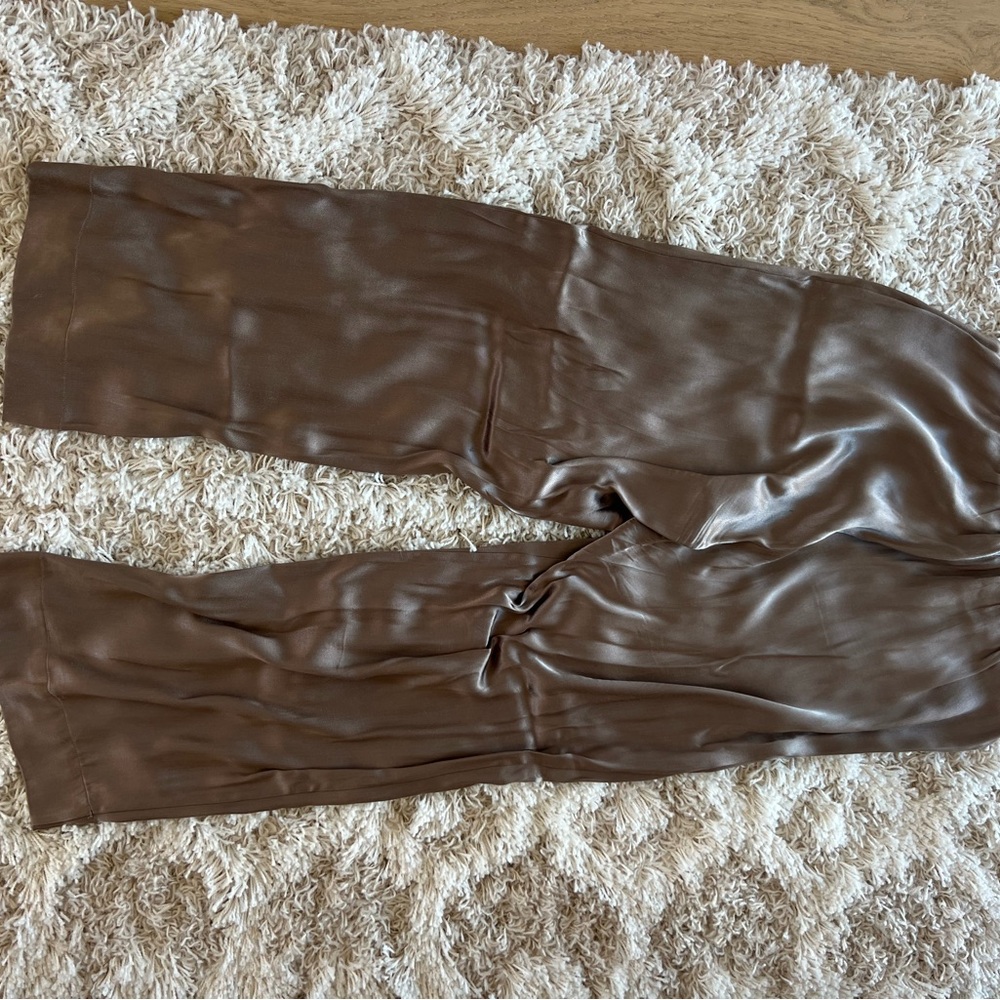 DISSH Satin Pants - Picture 2 of 4